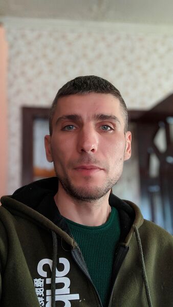  ,   Sergiu, 40 ,   c 