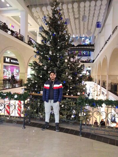  ,   Omid, 27 ,   ,   , c 