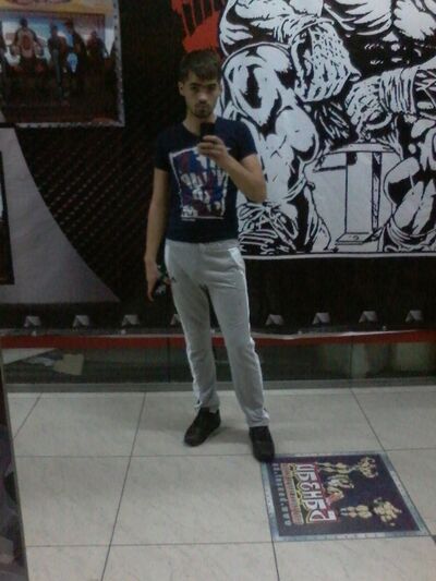  ,   Denis, 37 ,  