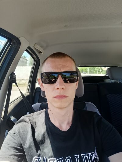  ,   Anton, 29 ,   ,   