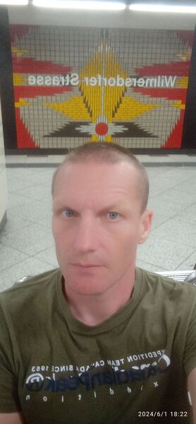  ,   Emil, 41 ,   ,   