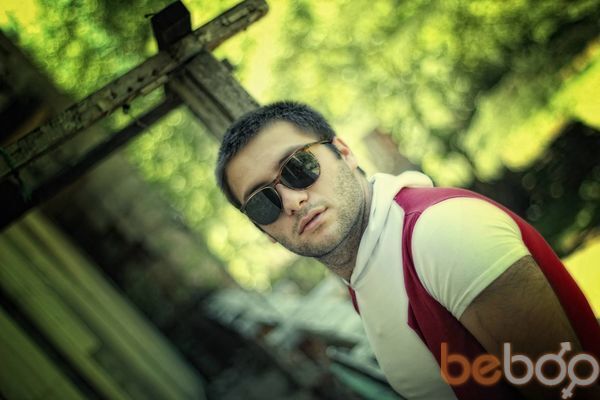  ,   George, 34 ,   