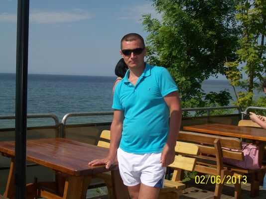  ,   Oleg, 54 ,   ,   