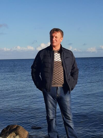 ,   Tudor, 57 ,   ,   