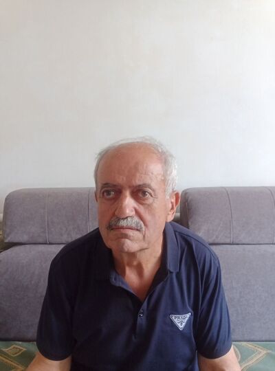  ,   , 70 ,   c , 