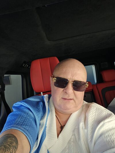  Frankfurt am Main,   Vladyslav, 54 ,   ,   , c , 
