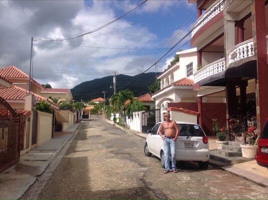  ,   Stani, 44 ,   ,   