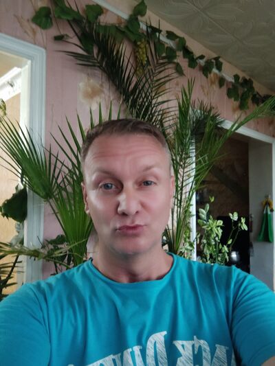  Nova Diklenica,   , 21 ,  