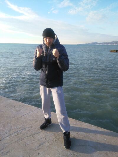  ,   Ruslan, 47 ,   ,   , c 