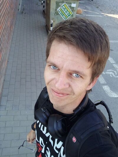  ,   Denis, 29 ,   ,   , c , 