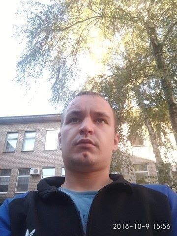  ,   Vasilij, 32 ,   ,   , c 