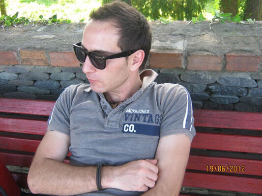  ,   Gio, 38 ,   ,   , c 