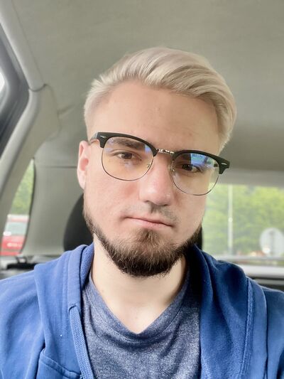  Moravska Ostrava,   Artem, 23 ,   ,   