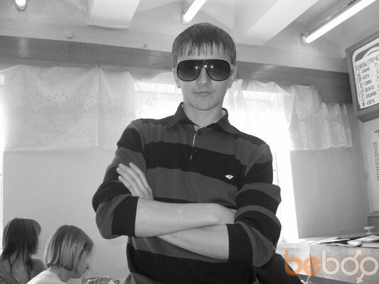  ,   Evgenij, 32 ,   ,   , c , 