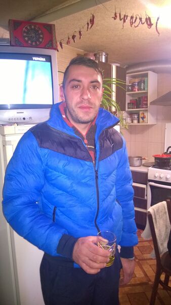  ,   Anton, 40 ,   ,   , c 