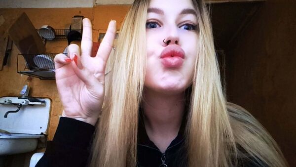  -,   Alyona, 25 ,   ,   , c 