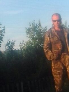  Targu Jiu,   , 44 ,   ,   , c 
