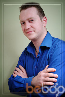  ,   Nikolas, 38 ,   