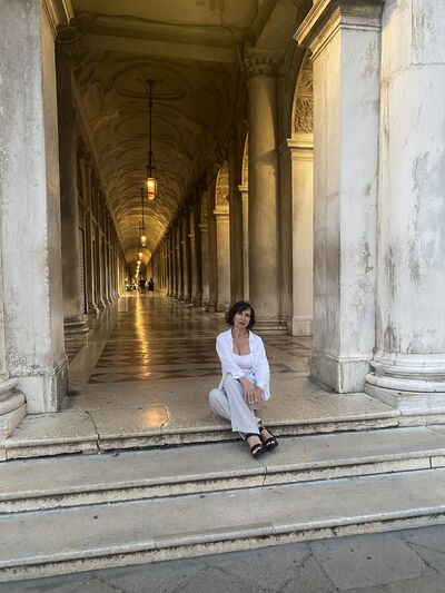  ,   Marina, 50 ,     , c 