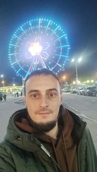  ,   Evgeniy, 34 ,   