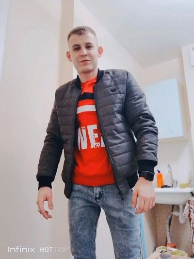  ,   Roman, 22 ,   ,   