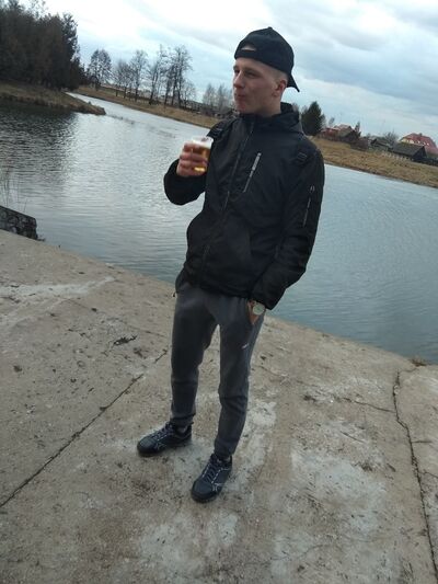 ,   Valerik, 28 ,   