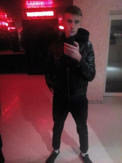  ,   Anybis, 28 ,   ,   , c 