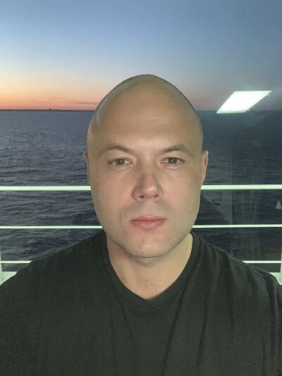  ,   John, 45 ,   ,   