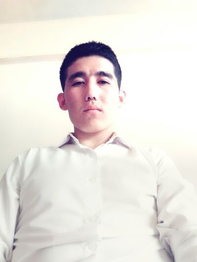  ,   Asyl, 32 ,   ,   , c 