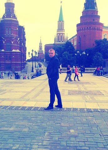  -,   Maks, 33 ,   ,   , c 