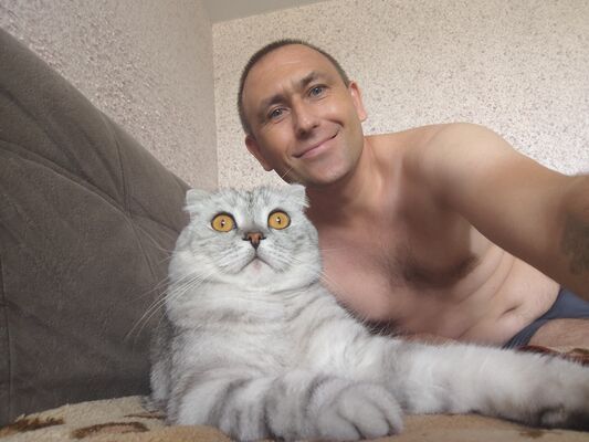 ,   Leonid, 44 ,   ,   , c , 