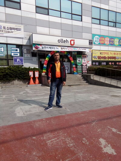  ,   Lutfullo, 47 ,   