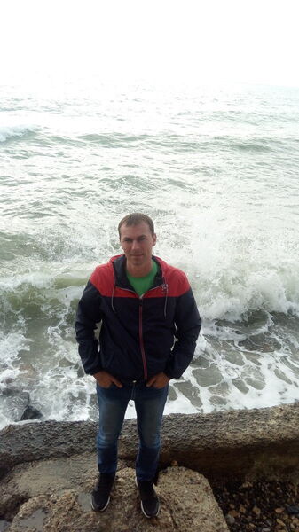  ,   Tolik, 42 ,   