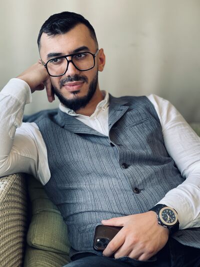  ,   Tim, 33 ,   ,   , 