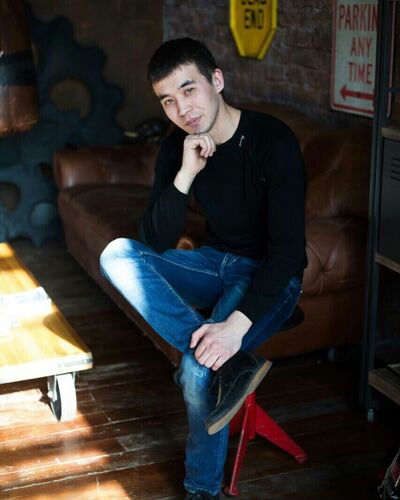  ,   Ali, 33 ,   ,   , c 