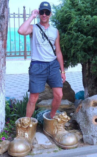  ,   Vlad, 55 ,   