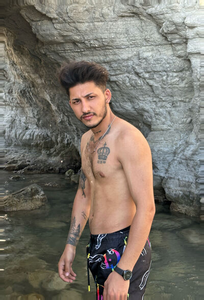  ,   Onurcan, 29 ,   ,   