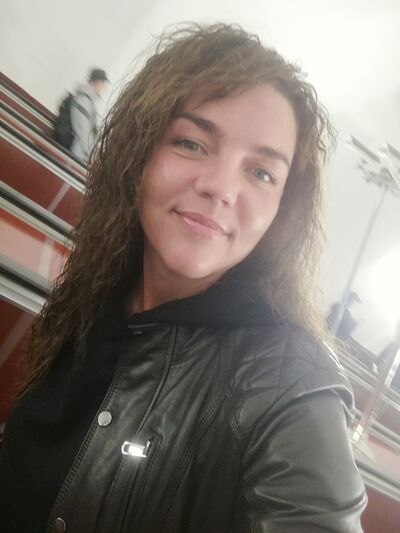  ,   Mari, 35 ,   ,   