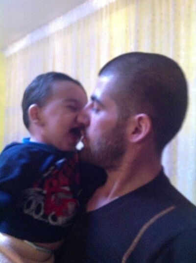  ,   Ali, 32 ,   ,   , c 