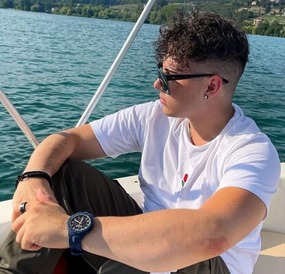  ,   Karlo, 21 ,   ,   