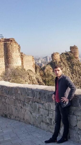 ,   Romski, 35 ,   ,   , c 