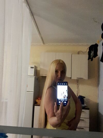  ,   Nadezhda, 58 ,   c 