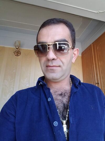  Burbank,   Jako, 45 ,   ,   , c 