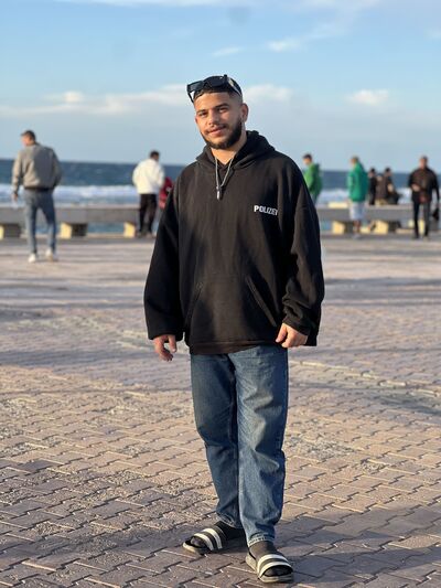  Zillah,   Hamade, 23 ,   ,   