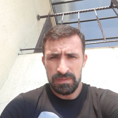  ,   Gysen, 36 ,   ,   