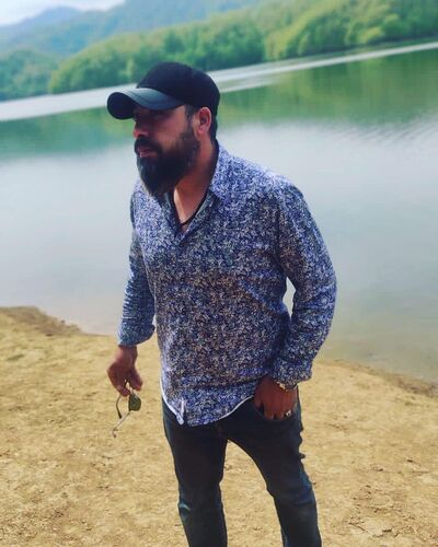  ,   Emin, 40 ,   ,   