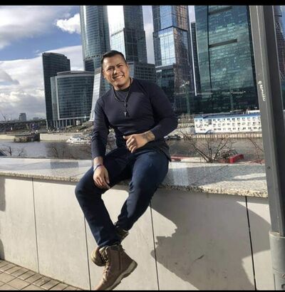  ,   Rudi, 31 ,   ,   