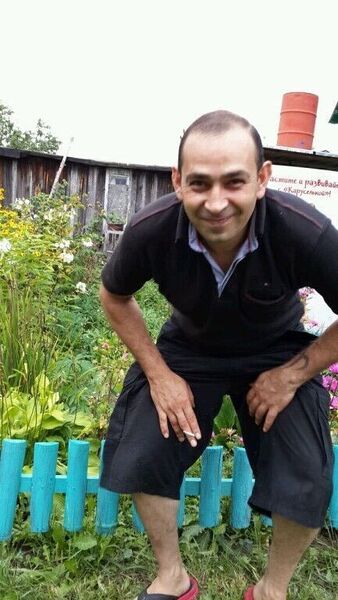 ,   Emilio, 46 ,   ,   , c , 