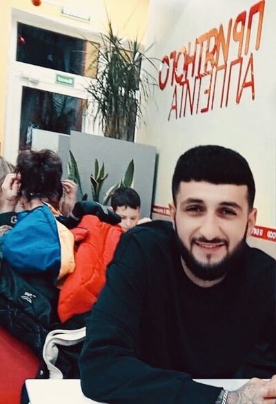  ,   Kamal, 32 ,   ,   , c 