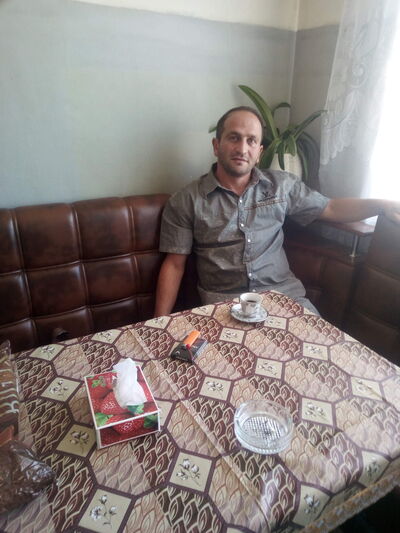  ,   Akob, 42 ,   ,   